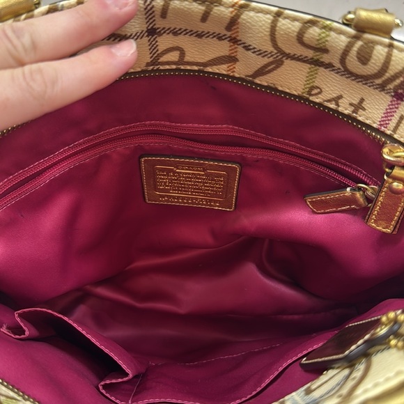 Coach Gold and Cream Tote Bag - Picture 11 of 12